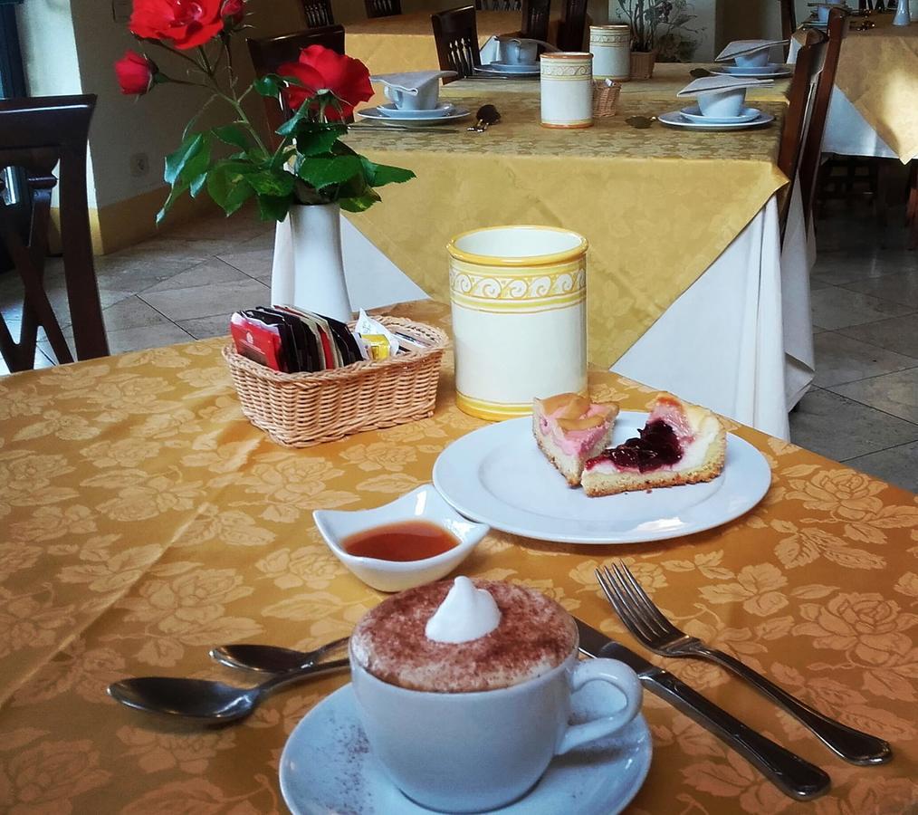 Hotel Saturno Fonte Pura ซาตูร์เนีย ภายนอก รูปภาพ